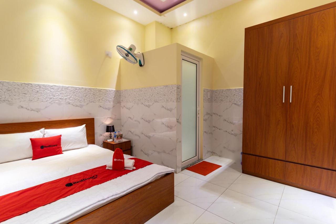 Reddoorz Near Etown 4 Hotel Ho Şi Min Exterior foto